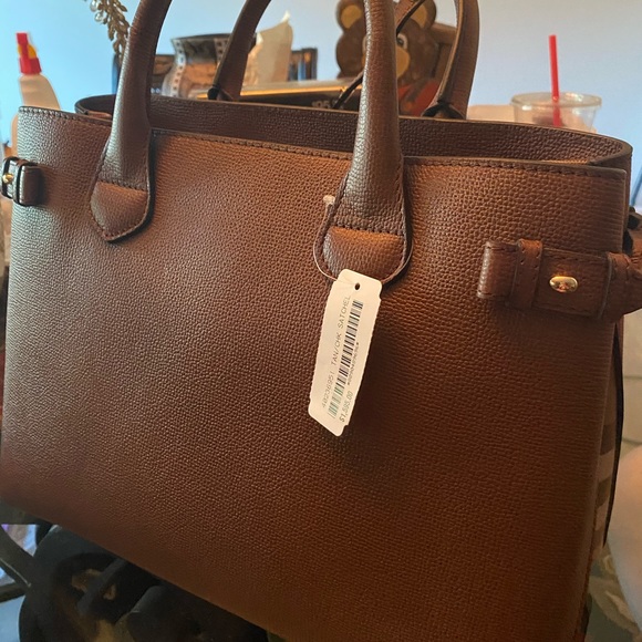 Burberry Handbags - Burberry purse